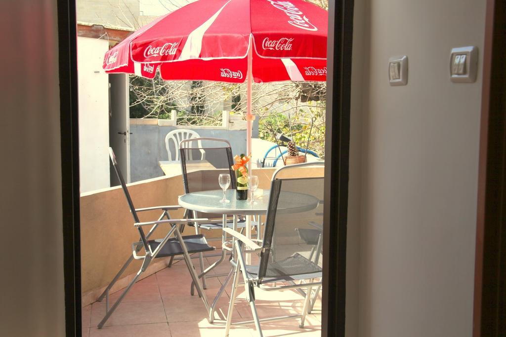 Haifa Guest House Rum bild